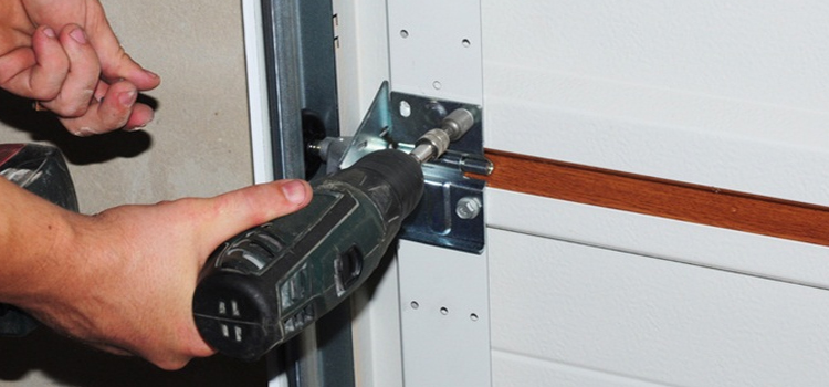 residential garage door service in Brampton